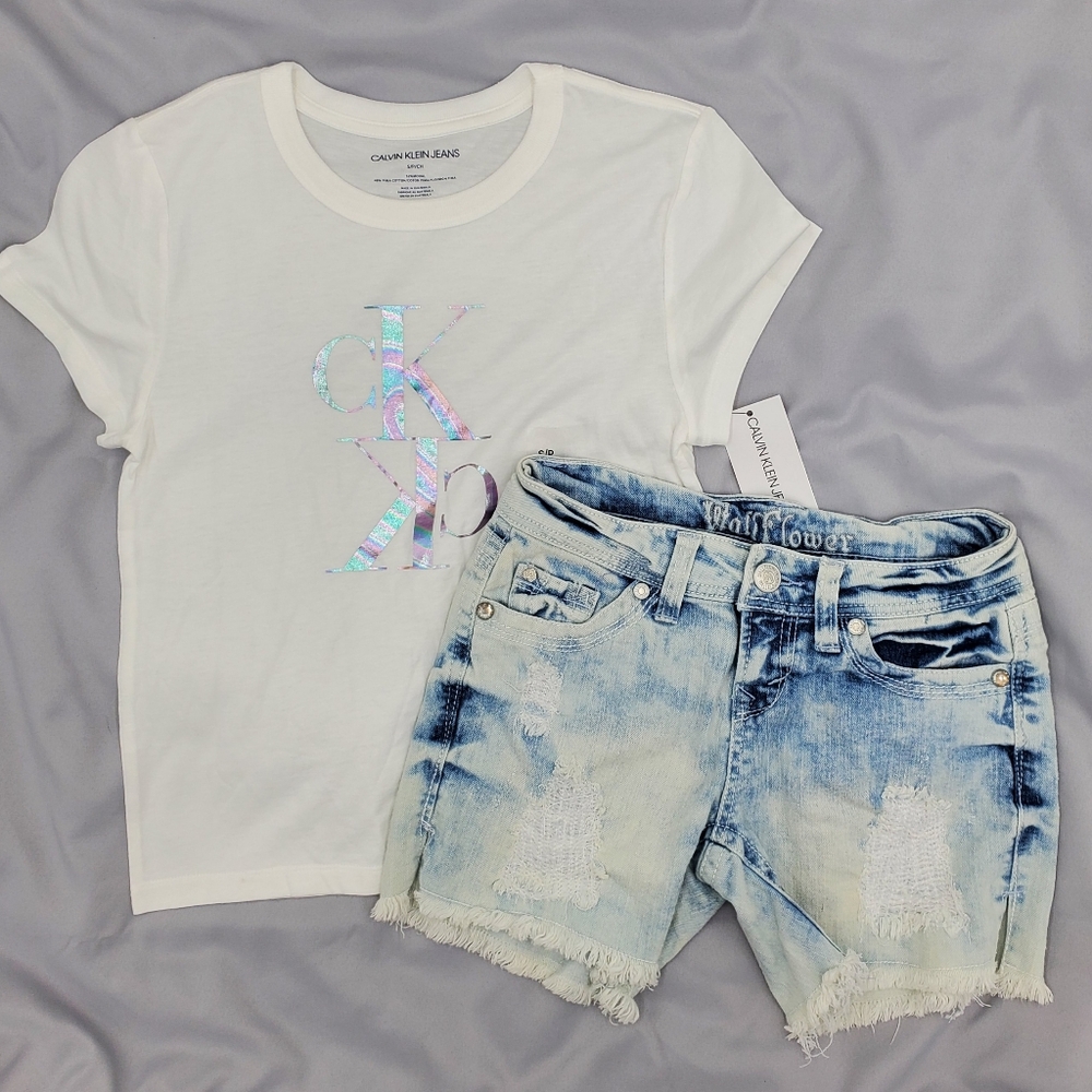 Bundle #7 CK White T-Shirt (S/P) And Wallflower Jean Shorts (1) (Not Coord Set)